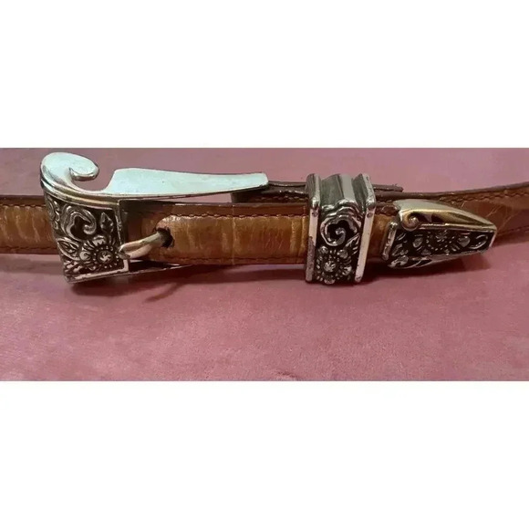 Brighton Belt Leather Western Style Floral Buckle Size L Light Brown/ Tan Skinny - Picture 4 of 5